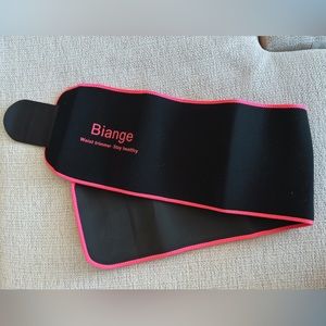 Never before used waist trainer